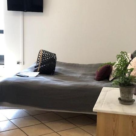 Alleso Gl. Sognefoged Gard Odense Habitación foto